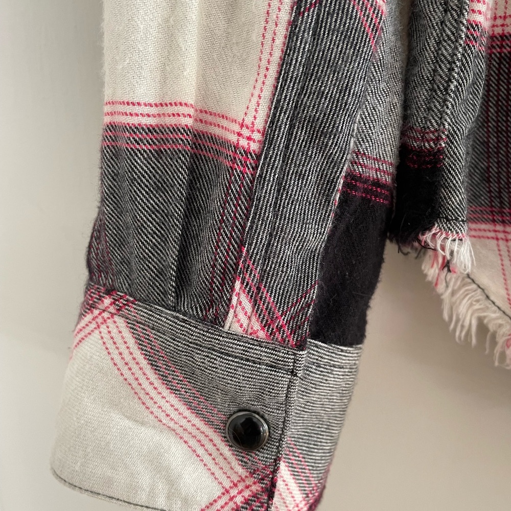 Rails plaid flannel button down. Black, ivory, pink. XS Fall cozy! - Picture 3 of 4